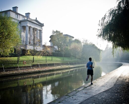 From First Steps to Marathon Triumphs: Essential Running Tips for Beginners and Enthusiasts